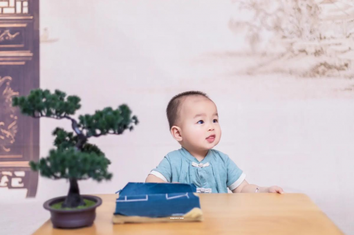 金昌宝宝喊肚子疼怎么回事